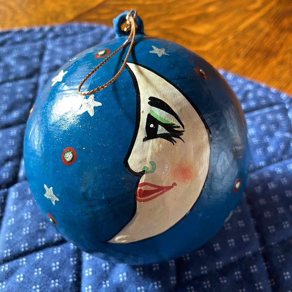 ⭐️4for $16⭐️ Mystical sun and moon holiday ornament
